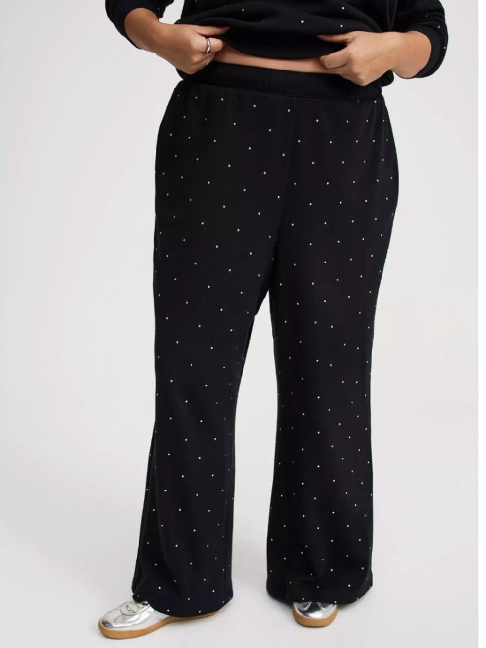 TORRID NWT High Rise Wide Leg Cozy Fleece Lounge Sweatpants Size 1 rhinestones
